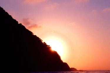 Amanhecer na Prainha Branca