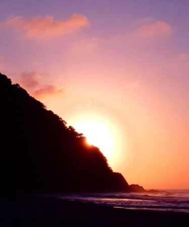 Amanhecer na Prainha Branca